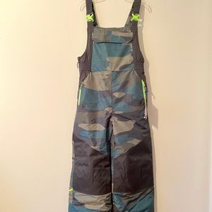 NWT Boys Camo Ski Bib
